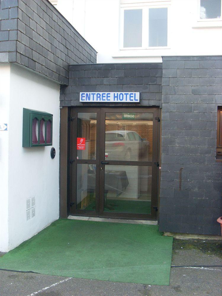 Hotel Restaurant De La Marne Paimpol Exterior photo
